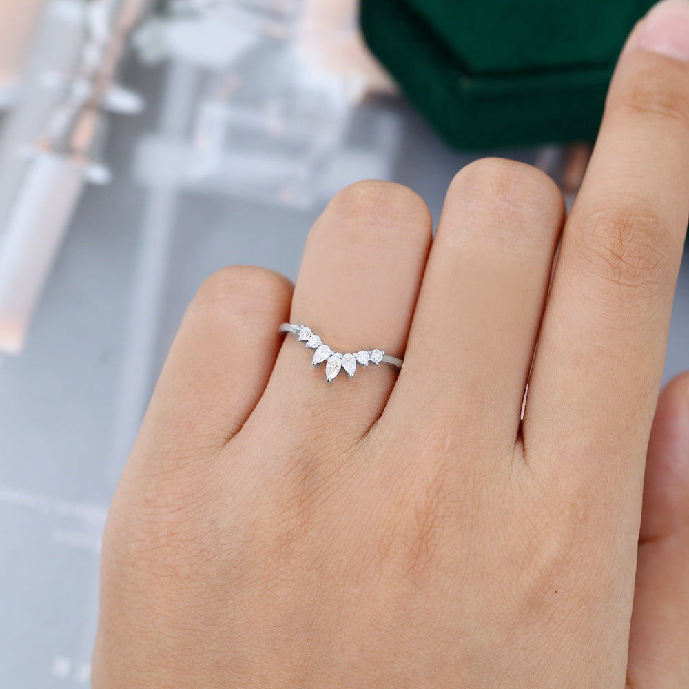 0.27 TCW Pear, Marquise & Round Curved Moissanite Wedding Band
