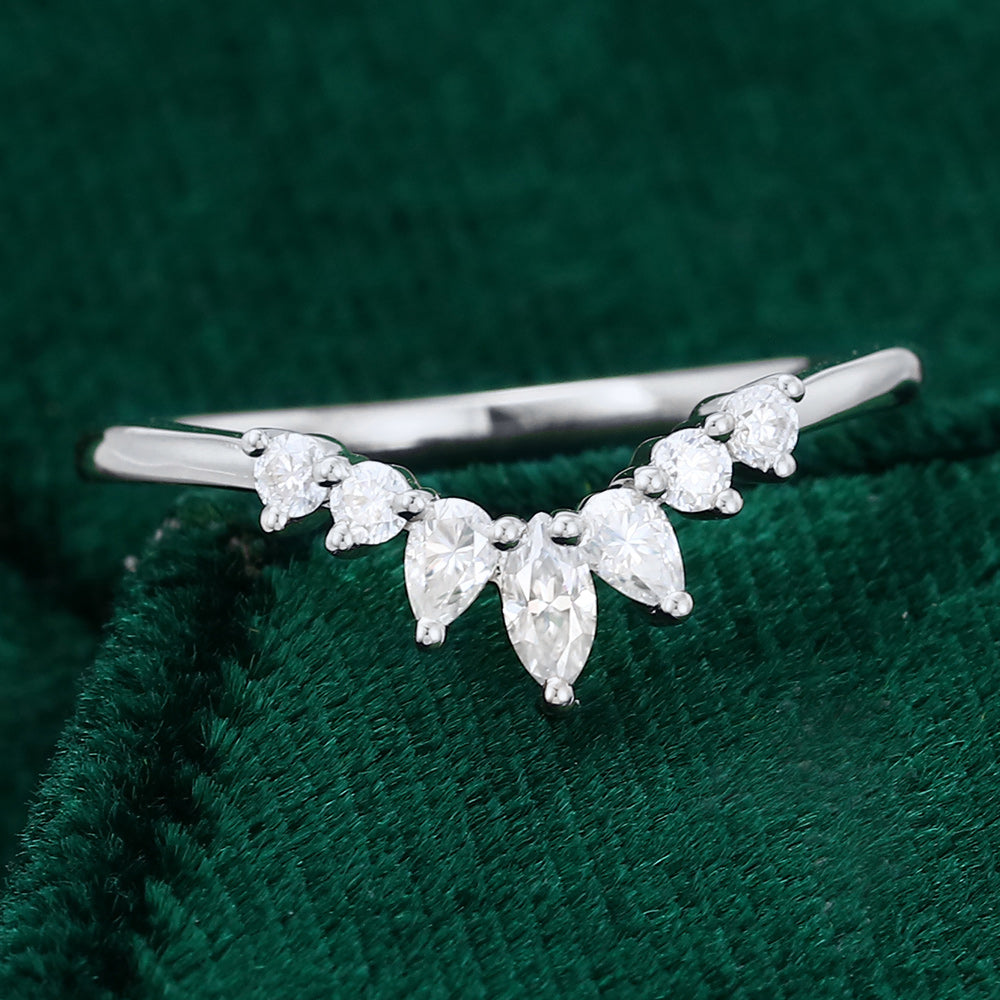 0.27 TCW Pear, Marquise & Round Curved Moissanite Wedding Band