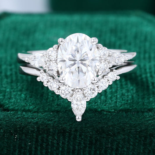 1.33 CT Oval Cluster Moissanite Bridal Set