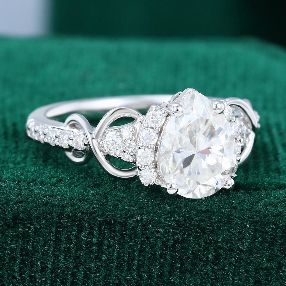 1 CT Pear Cluster Moissanite Engagement Ring