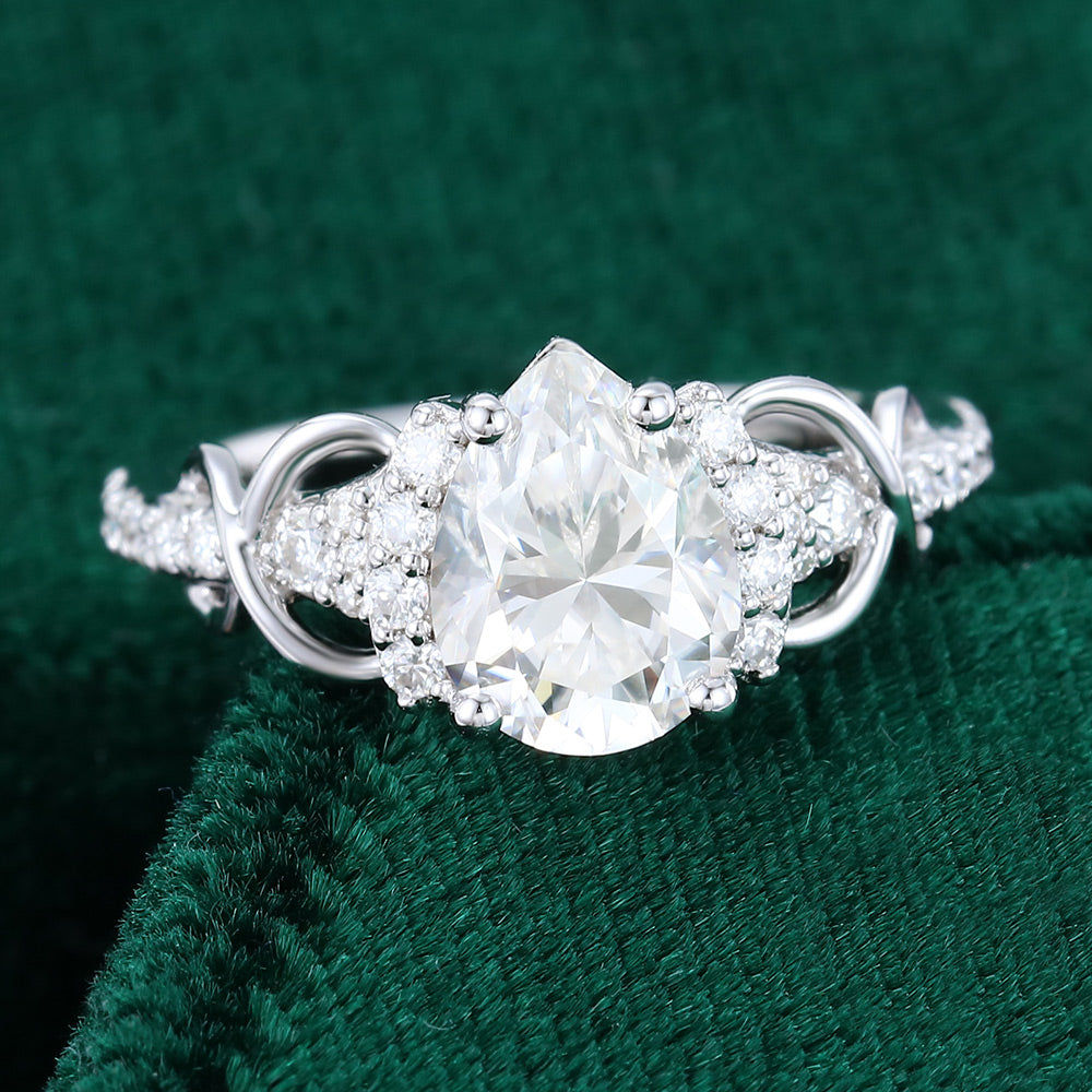 1 CT Pear Cluster Moissanite Engagement Ring