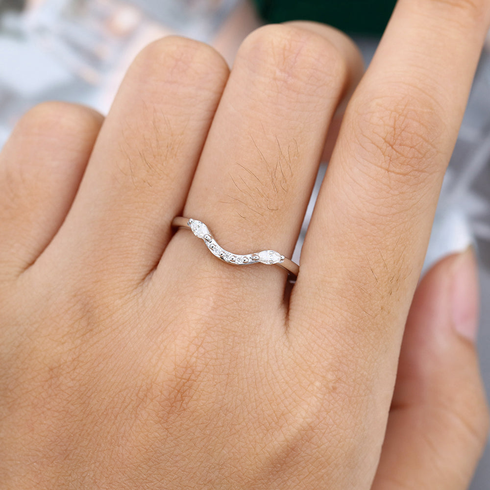 0.196 TCW Marquise & Round Curved Moissanite Wedding Band