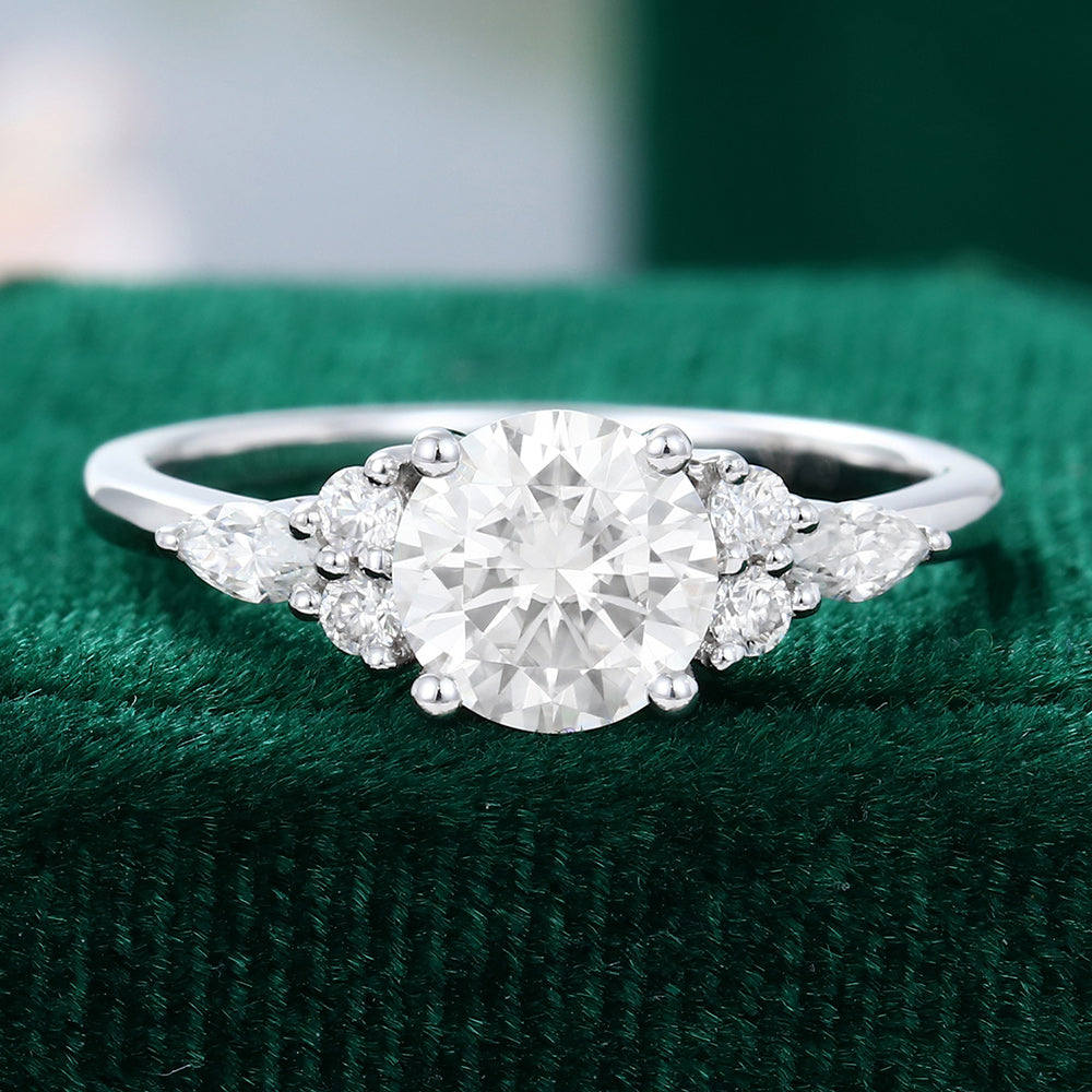0.88 CT Round Cluster Moissanite Engagement Ring
