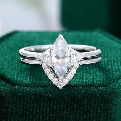 0.9 CT Marquise Three Stone Moissanite Bridal Set