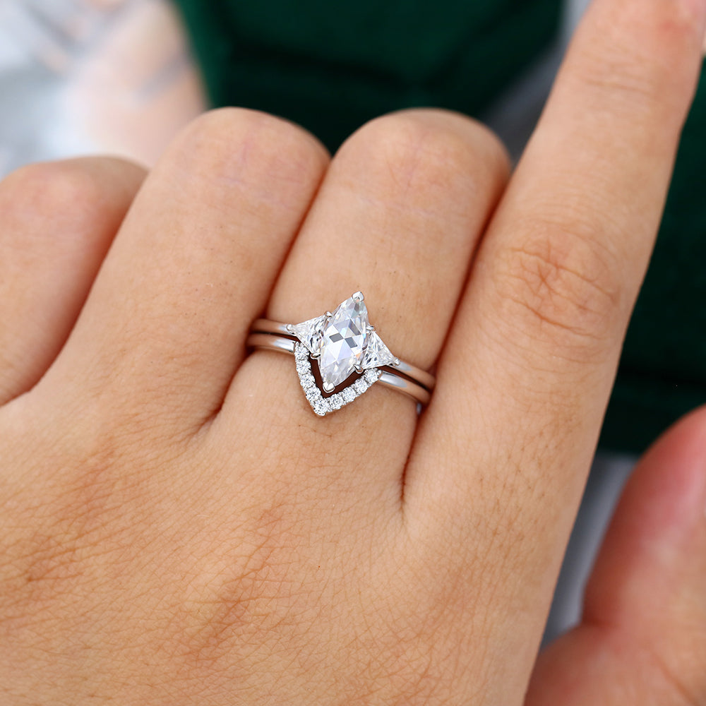 0.9 CT Marquise Three Stone Moissanite Bridal Set