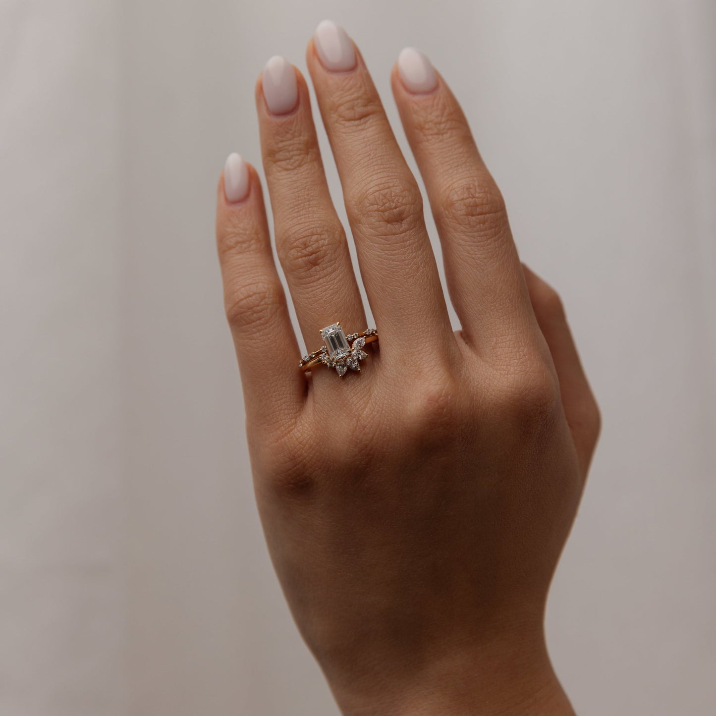 1.57 CT Emerald Solitaire Moissanite Engagement Ring