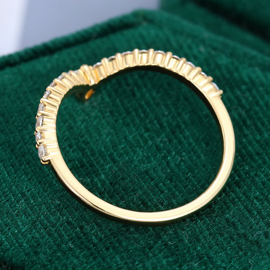 0.2 TCW Marquise & Round Curved Moissanite Wedding Band
