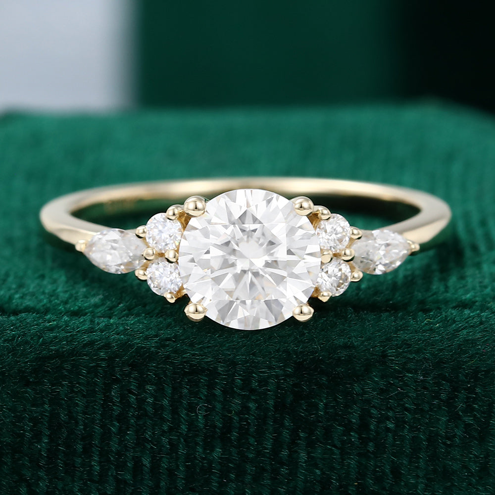 0.88 CT Round Cluster Moissanite Engagement Ring
