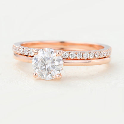 0.68 CT Round Solitaire Moissanite Bridal Set