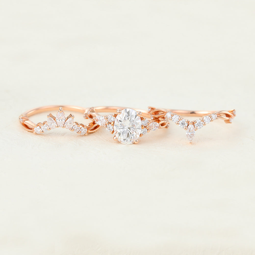 1.33 CT Oval Cluster Moissanite Bridal Set