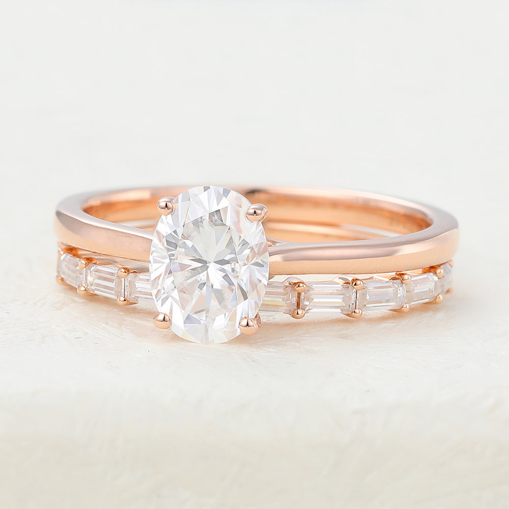 2 CT Oval Solitaire Moissanite Bridal Set