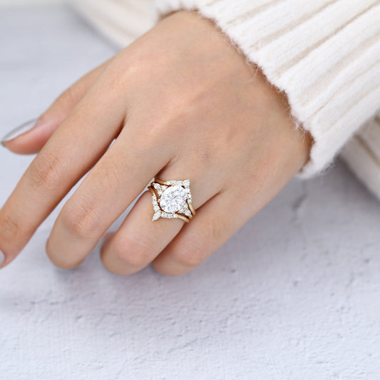 3 CT Oval Cluster Moissanite Bridal Set