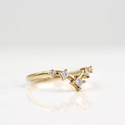 0.22 TCW Princess & Round Curved Moissanite Wedding Band