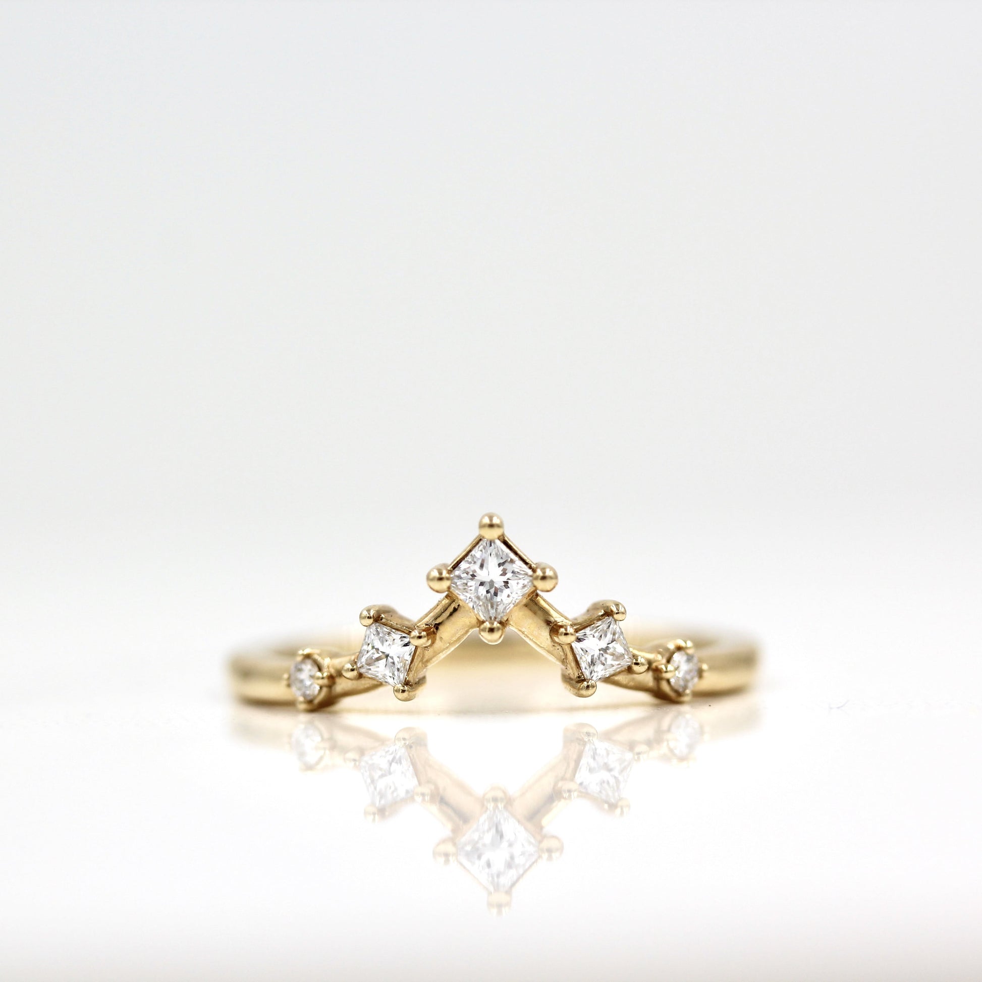 0.22 TCW Princess & Round Curved Moissanite Wedding Band