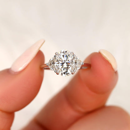 2.5 CT Oval Three Stone Moissanite Engagement Ring