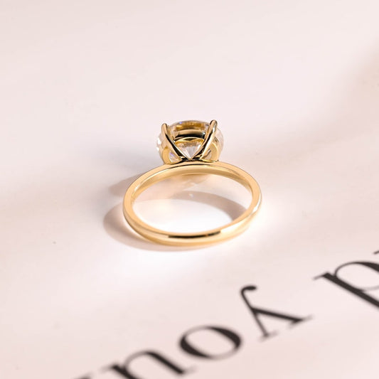 2.0 CT East West Oval Solitaire Moissanite Engagement Ring