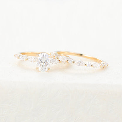 0.84 CT Oval Pave Moissanite Bridal Set