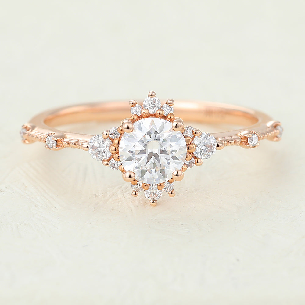 0.41 CT Round Cluster Moissanite Engagement Ring