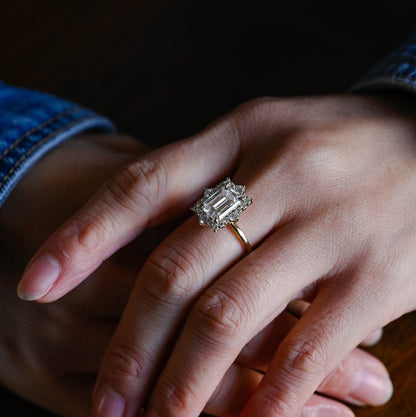 2.0 CT Emerald Halo Moissanite Engagement Ring