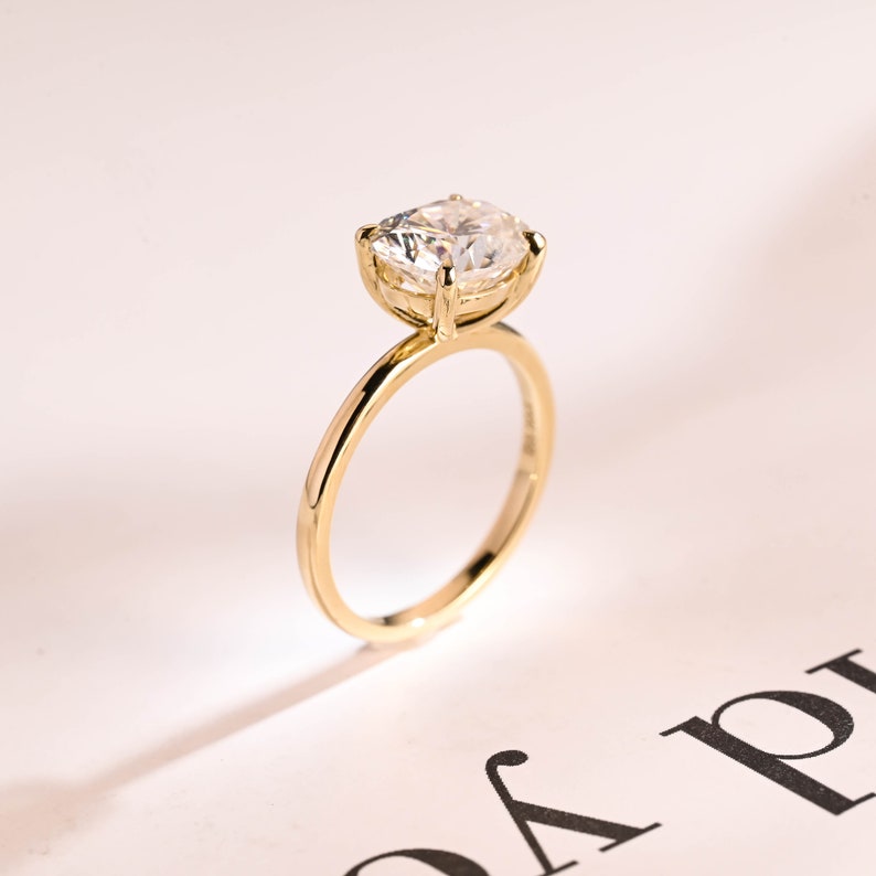 2.0 CT East West Oval Solitaire Moissanite Engagement Ring