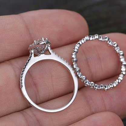 1 CT Marquise Halo & Pave Moissanite Bridal Set