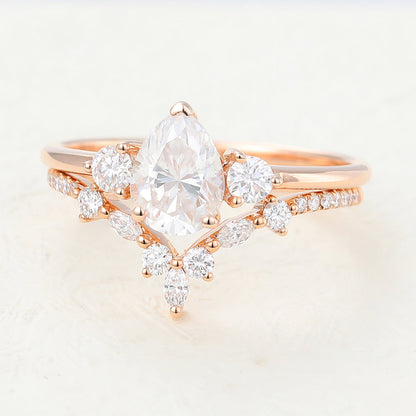 1 CT Pear Three Stone Moissanite Bridal Set
