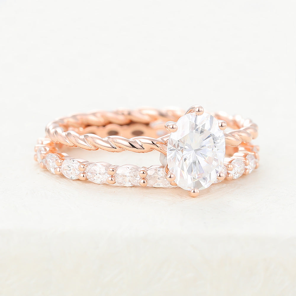 1.33 CT Oval Solitaire Moissanite Bridal Set