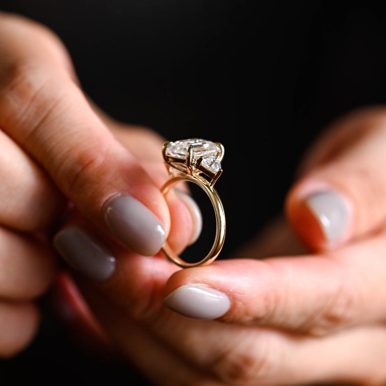 2.0 CT Emerald Three Stone Moissanite Engagement Ring