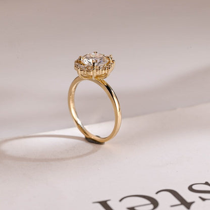 1.5 CT Round Halo Moissanite Engagement Ring