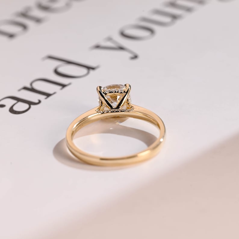 2.0 CT Round Hidden Halo Moissanite Engagement Ring