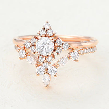 0.22 CT Round Cluster Moissanite Bridal Set