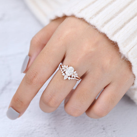 1.33 CT Oval Cluster Moissanite Bridal Set