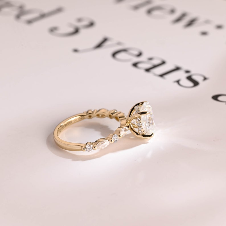 2.0 CT Oval Pave Moissanite Engagement Ring