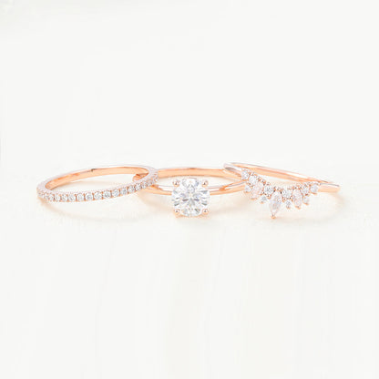 0.68 CT Round Solitaire Moissanite Bridal Set