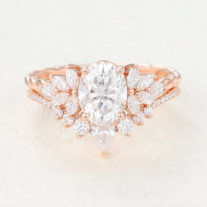 1.33 CT Oval Cluster Moissanite Bridal Set