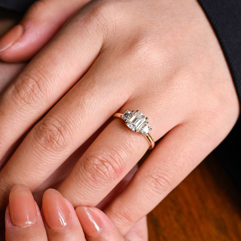 2.0 CT Emerald Three Stone Moissanite Engagement Ring