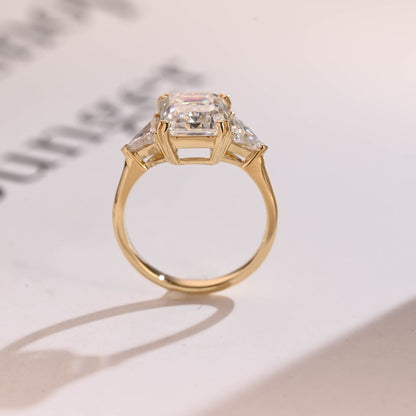 2.0 CT Emerald Three Stone Moissanite Engagement Ring