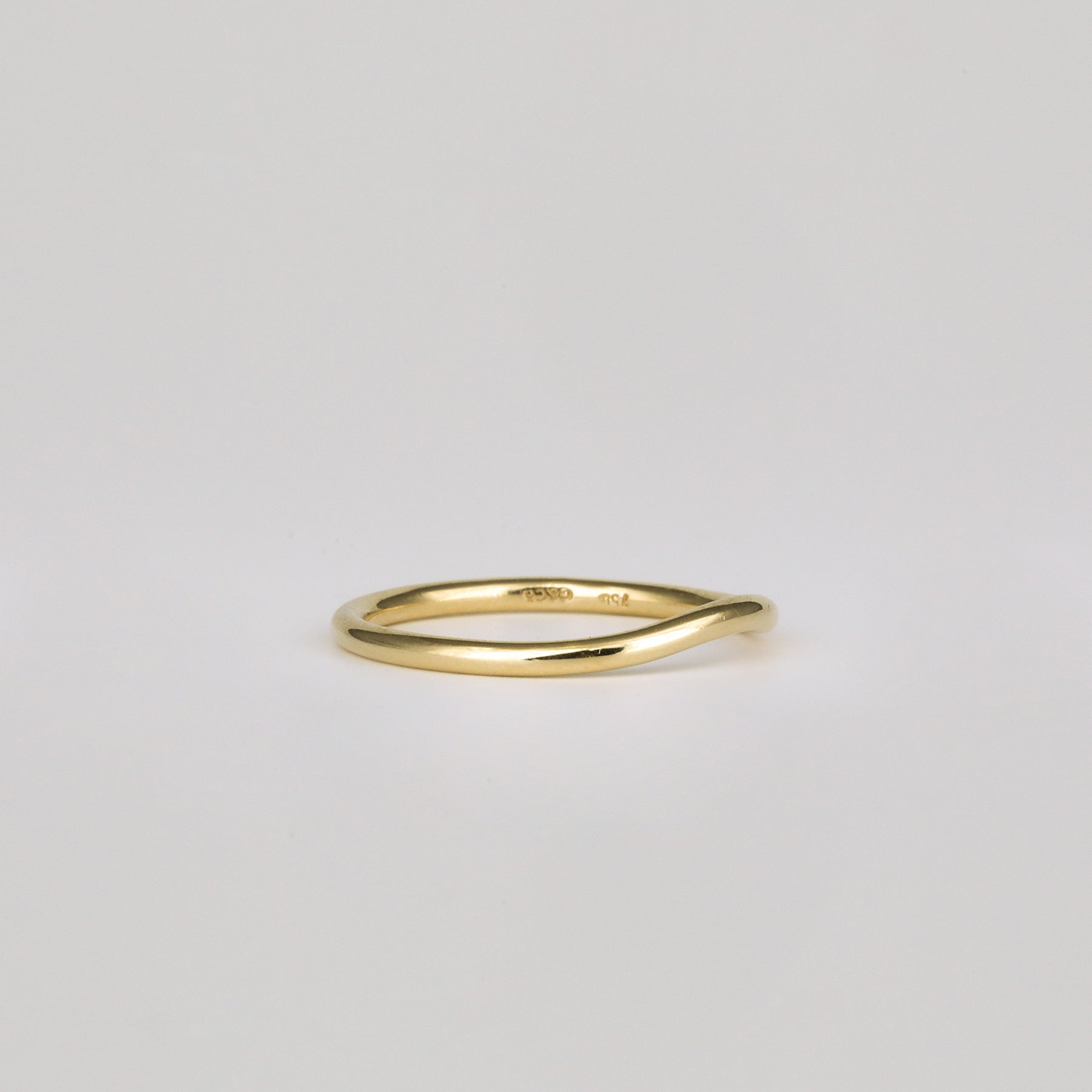 Classic Curved Wedding Band