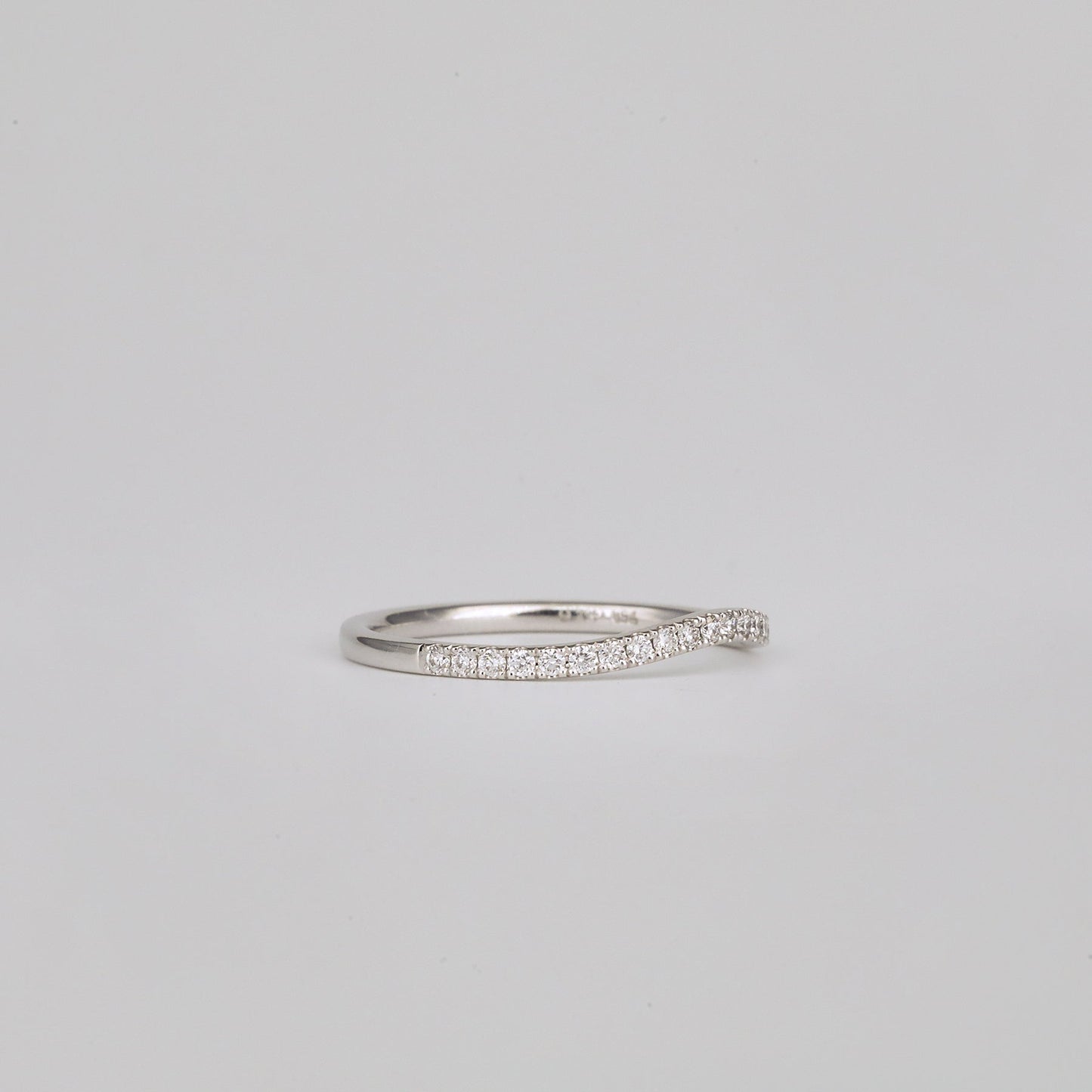 0.21 TCW Round Curved Moissanite Wedding Band