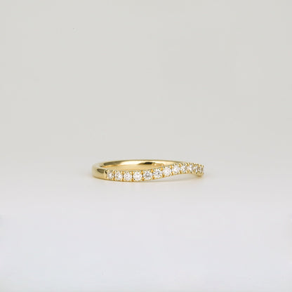 0.33 TCW Round Curved Moissanite Wedding Band