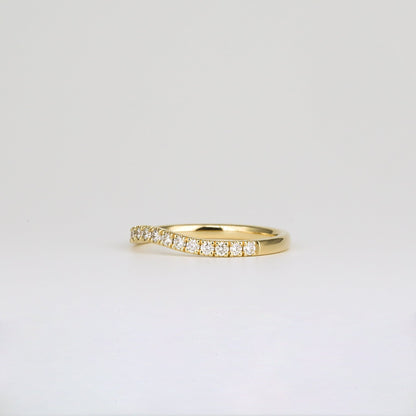 0.33 TCW Round Curved Moissanite Wedding Band