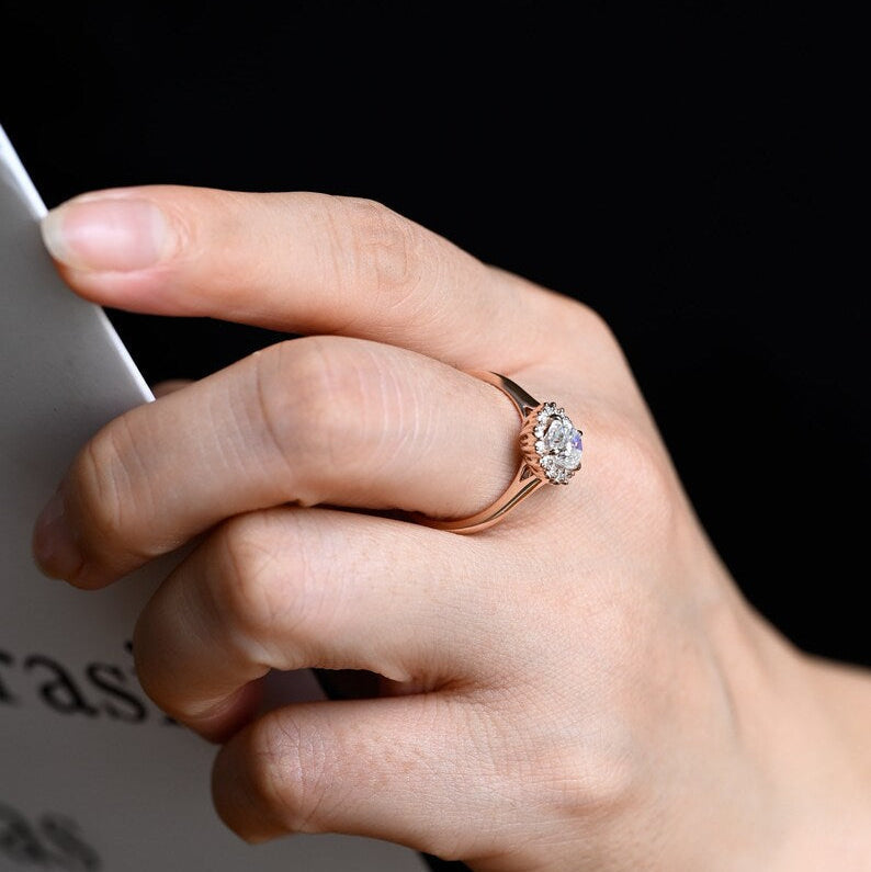 2.0 CT Oval Halo Moissanite Engagement Ring