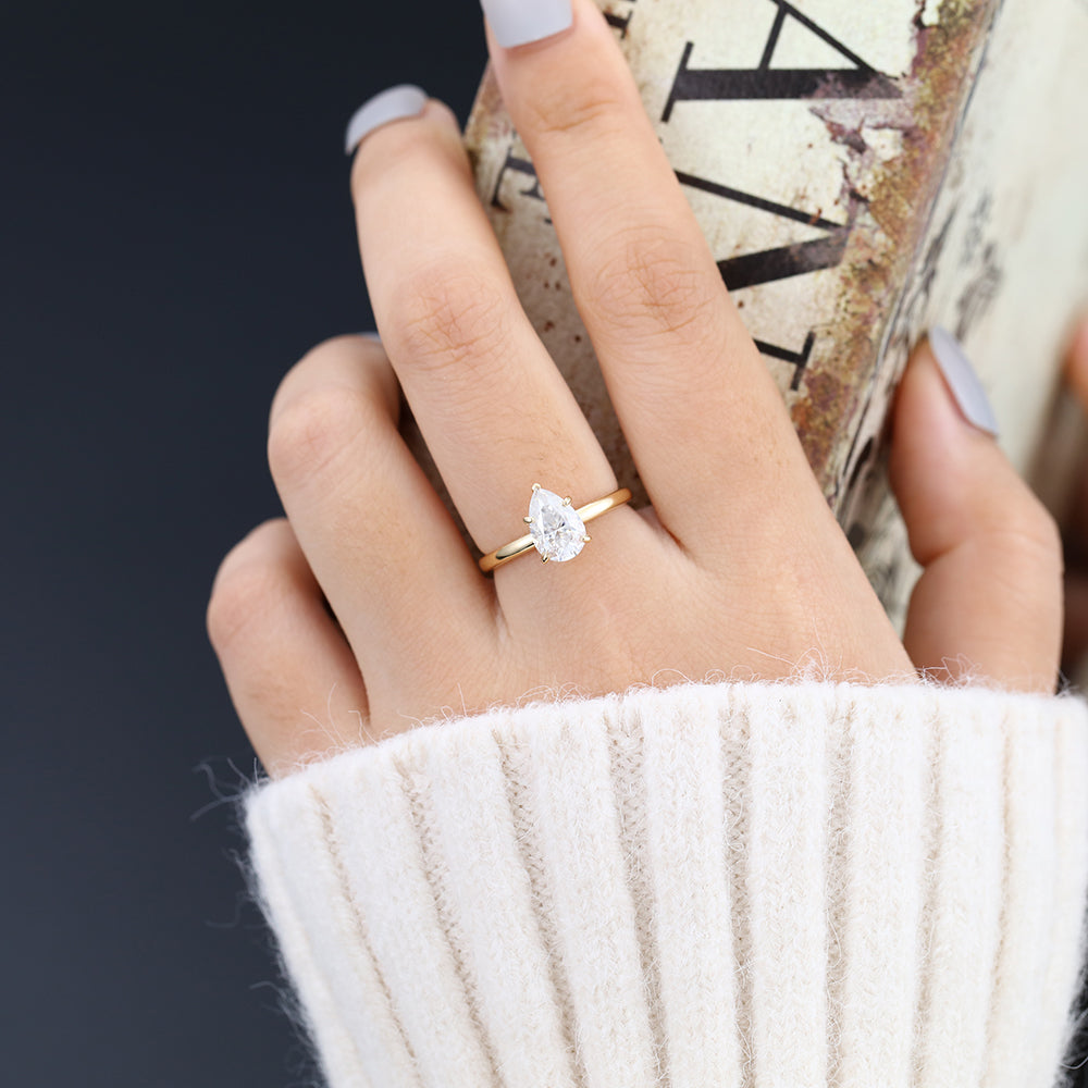 1.5 CT Pear Solitaire Moissanite Engagement Ring