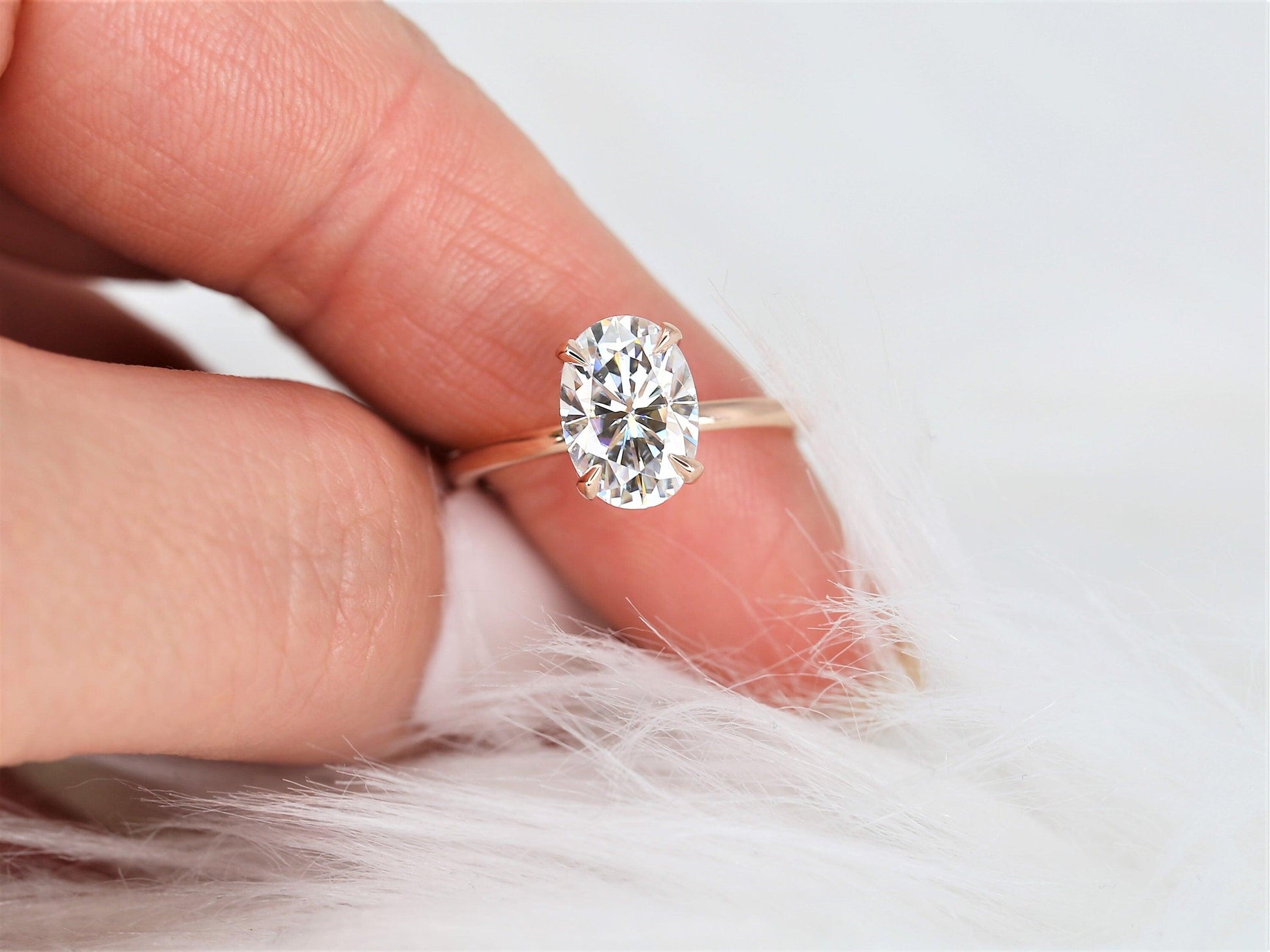 2.5 CT Oval Solitaire Moissanite Engagement Ring