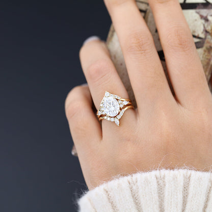 3 CT Oval Cluster Moissanite Bridal Set
