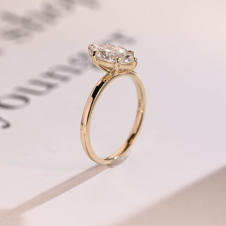 2.0 CT Marquise Solitaire Moissanite Engagement Ring