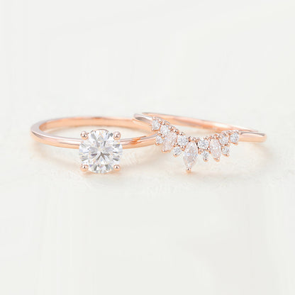 0.68 CT Round Solitaire Moissanite Bridal Set