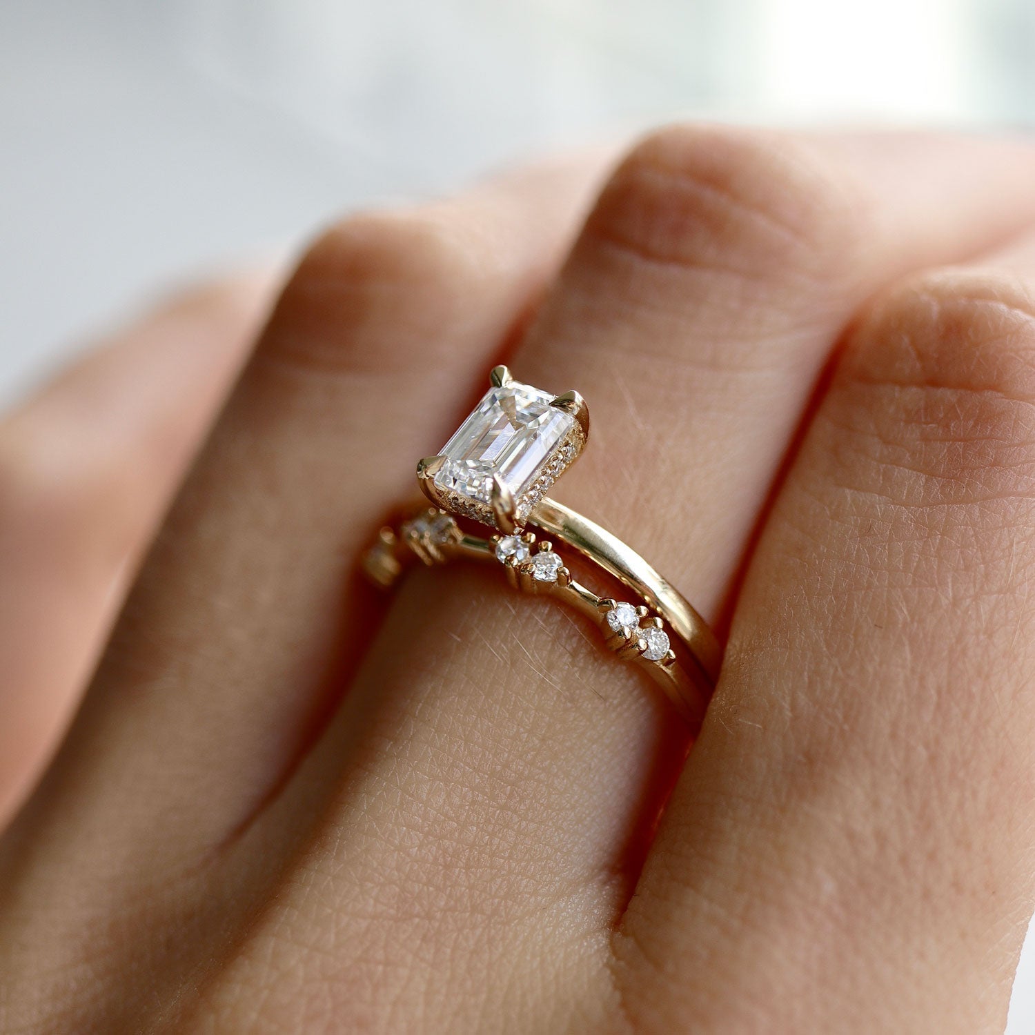 1 CT Emerald Hidden Halo Moissanite Engagement Ring