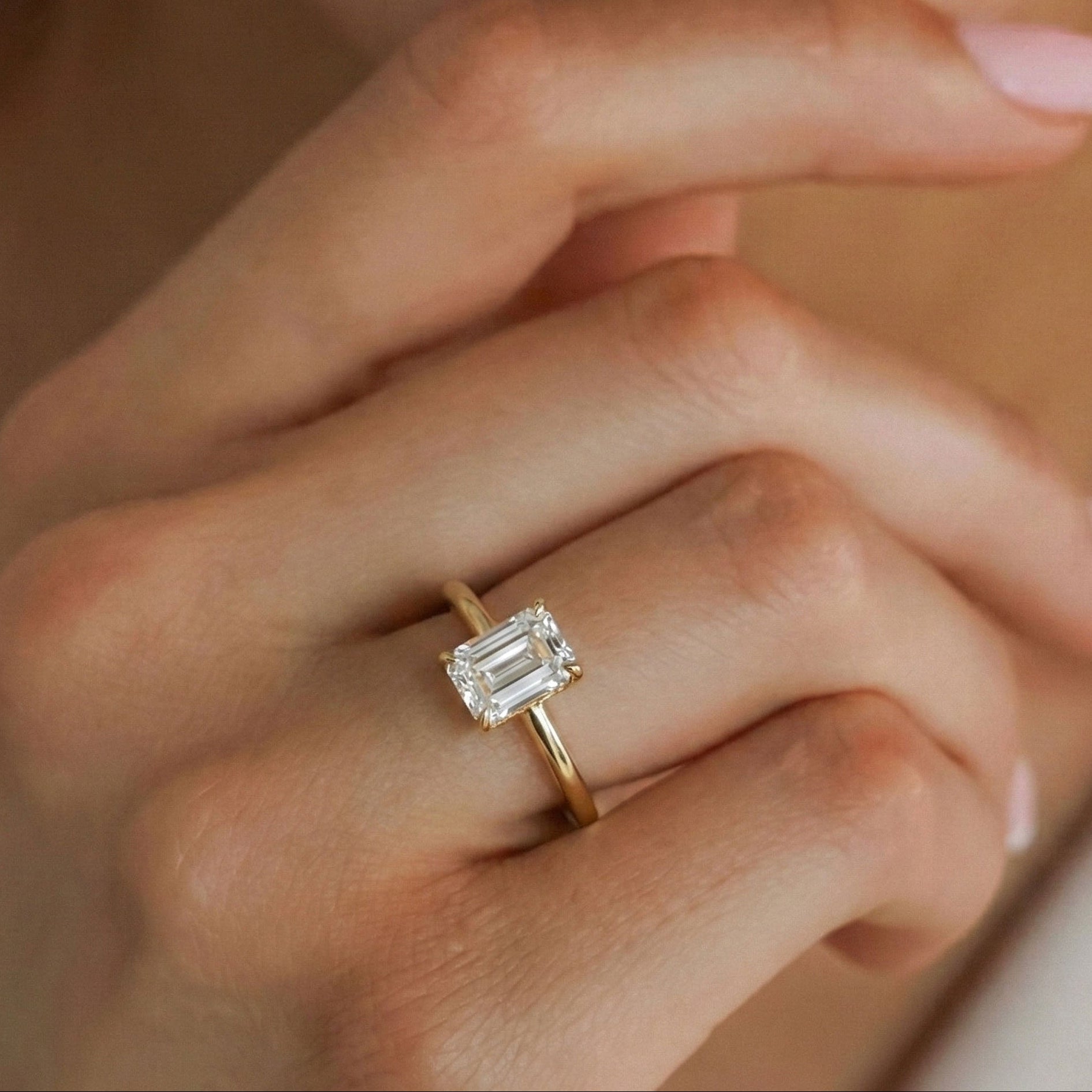 1 CT Emerald Hidden Halo Moissanite Engagement Ring