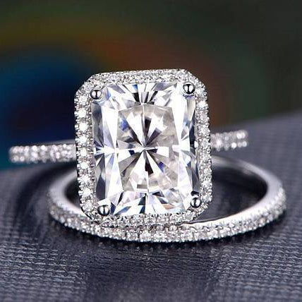 3 CT Radiant Halo & Pave Moissanite Bridal Set